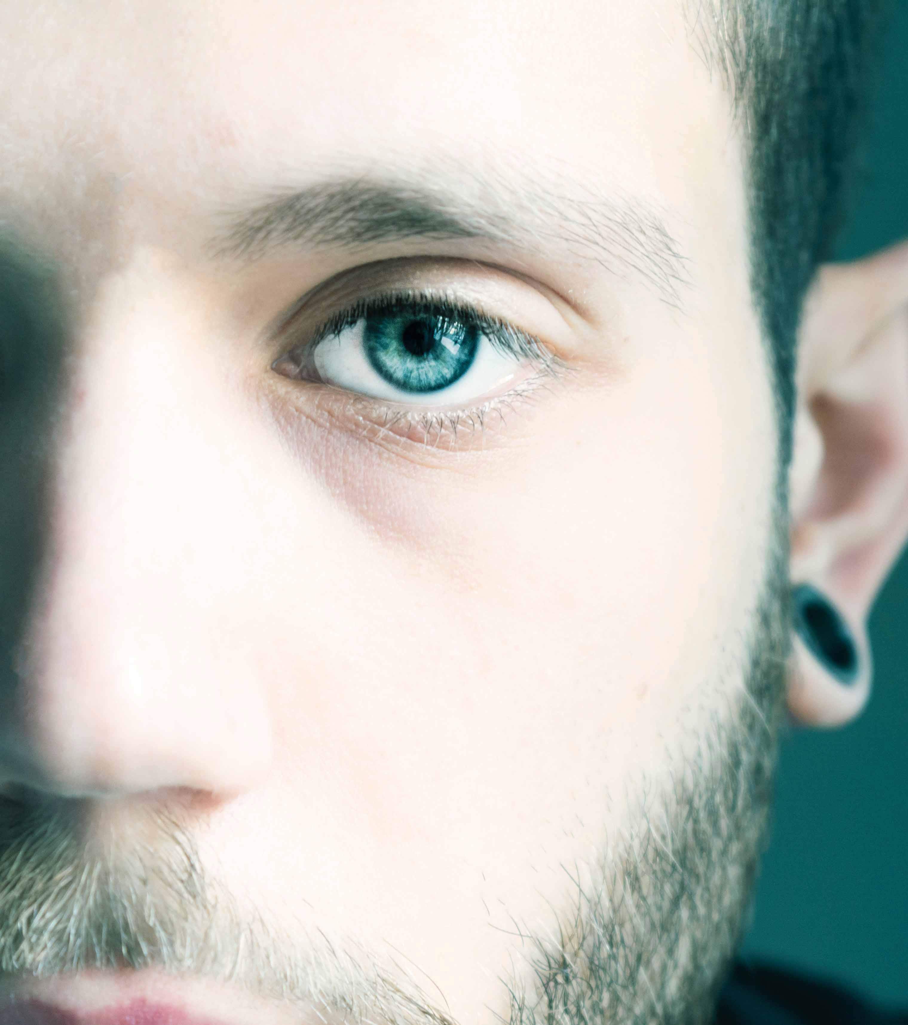 How Can Botox and Fillers Help You Look More Masculine?