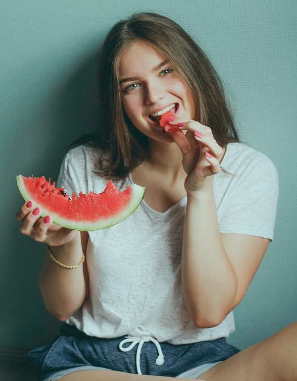 What are the 6 best fruits for skin health?